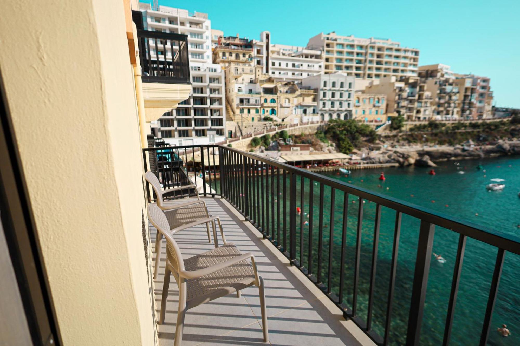 Seafront Duplex Penthouse With Terrace Overlooking Xlendi Bay Exterior photo